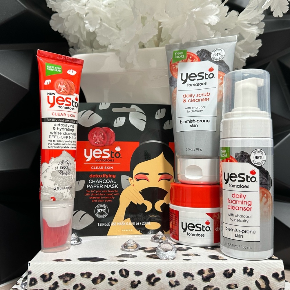 🍅 Yes To Tomatoes Clear Skin Detox Set 🍅